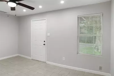 611 93rd Street, Houston, TX 77012 - Photo 8