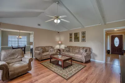 935 Chatwood Drive, Beaumont, TX 77706 - Photo 10