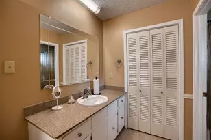 935 Chatwood Dr, Beaumont, TX 77706 - Photo 24