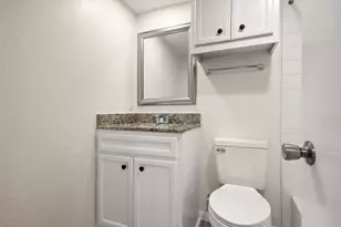 2222 N Austin Ave, Pearland, TX 77581 - Photo 14