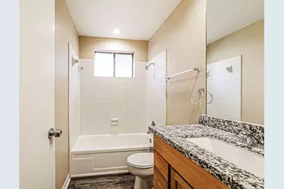 17318 Shrub Oak Drive, Humble, TX 77396 - Photo 10