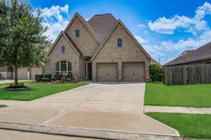 3605 Dolan Trail Ct, Pearland, TX 77584 - Photo 2