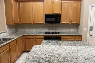 3305 S Knollcrest Ln, Pearland, TX 77584 - Photo 10