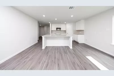 16547 Willow Forest Drive, Conroe, TX 77302 - Photo 2