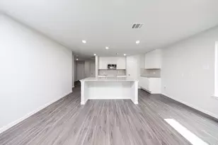 16547 Willow Frst Dr, Conroe, TX 77302 - Photo 2