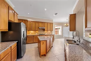 9227 Hummingbird Ln, Missouri City, TX 77459 - Photo 12