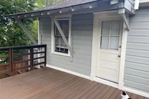 1025 Beverly St, Houston, TX 77008 - Photo 4