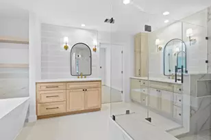 10519 Brinwood Dr, Houston, TX 77043 - Photo 22