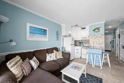 6102 Seawall Boulevard #136, Galveston, TX 77551 - Photo 8