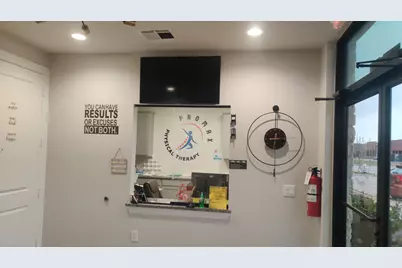 2743 Imperia Dr, Sugar Land, TX 77479 - Photo 4