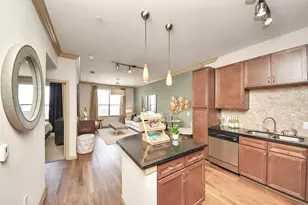 6363 San Felipe St, Houston, TX 77057 - Photo 2