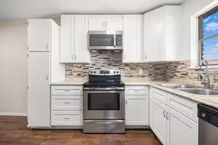 5734 Arthington St, Houston, TX 77053 - Photo 12