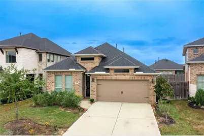 31410 Golden Cliffs Lane, Fulshear, TX 77441 - Photo 2