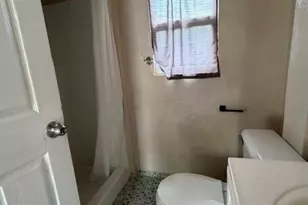 512 Stimpson St, Baytown, TX 77520 - Photo 8