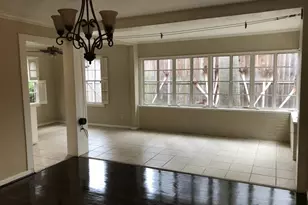 2422 Wordsworth St, Houston, TX 77030 - Photo 2