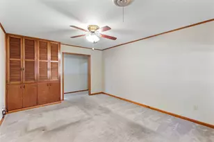 1203 Kansas Ave S, Anahuac, TX 77514 - Photo 12