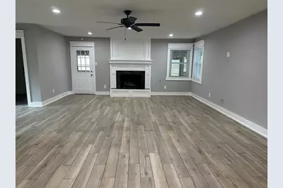 228 Oak Manor Drive, Alvin, TX 77511 - Photo 6