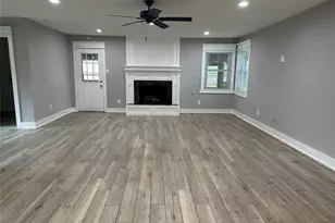 228 Oak Manor Dr, Alvin, TX 77511 - Photo 6