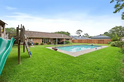 1922 Crooked Creek Lane, Pearland, TX 77581 - Photo 28