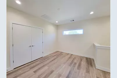 5931 Beall Street #B, Houston, TX 77091 - Photo 12