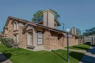 200 Pecan Dr, League City, TX 77573 - Photo 22