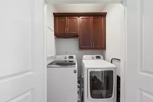 214 W 28th St, Houston, TX 77008 - Photo 14