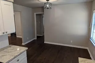 5622 Elmlawn Dr, Houston, TX 77033 - Photo 8