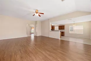 7727 Heron Lakes Dr, Houston, TX 77064 - Photo 16