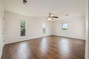 8902 Teichman Rd, Galveston, TX 77554 - Photo 24