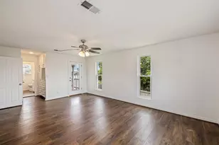8902 Teichman Rd, Galveston, TX 77554 - Photo 26