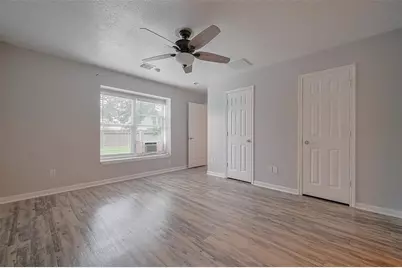 5009 Willow Point Drive, Conroe, TX 77303 - Photo 34