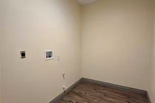 2002 White Doe Court, Cleveland, TX 77328 - Photo 26