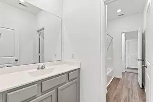 14222 Overbrook Willow Wy, Rosharon, TX 77583 - Photo 32