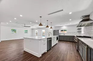 1338 Seaspray Ct, Houston, TX 77008 - Photo 16