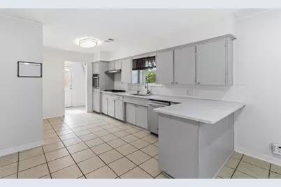 7824 Yucca Drive, Texas City, TX 77591 - Photo 10