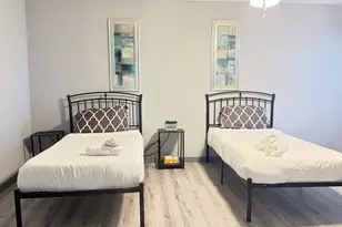 11103 Greenwillow St, Houston, TX 77035 - Photo 6