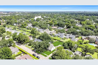 2531 Sugar Mill Drive, Sugar Land, TX 77479 - Photo 32