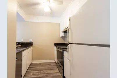 7140 N Holiday Drive, Galveston, TX 77550 - Photo 8