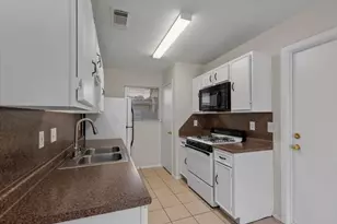 4318 Daisy Meadow Dr, Katy, TX 77449 - Photo 2