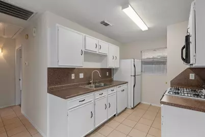 4318 Daisy Meadow Drive, Katy, TX 77449 - Photo 14