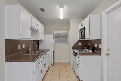 4318 Daisy Meadow Drive, Katy, TX 77449 - Photo 16
