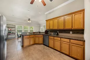 1335 Tallow Cir, Sour Lake, TX 77659 - Photo 14
