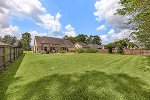 1335 Tallow Cir, Sour Lake, TX 77659 - Photo 38