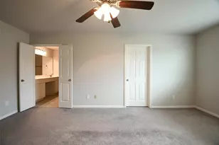 104 Camelot Pl Ct, Conroe, TX 77304 - Photo 18