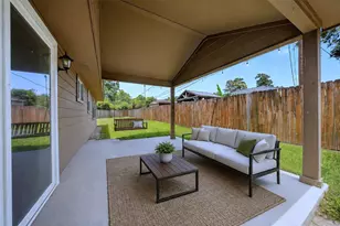 29318 Waltham St, Spring, TX 77386 - Photo 6