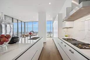 1711 Allen Pkwy, Houston, TX 77019 - Photo 10