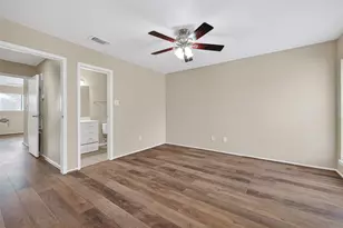10811 Richmond Ave, Houston, TX 77042 - Photo 20