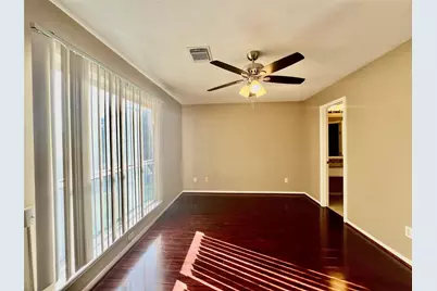 146 Skycrest Drive, Sugar Land, TX 77479 - Photo 10