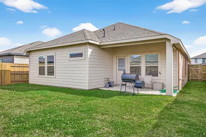13306 Dalvay Beach Drive, Texas City, TX 77568 - Photo 10