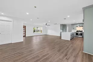 2311 8th St, Liverpool, TX 77577 - Photo 12